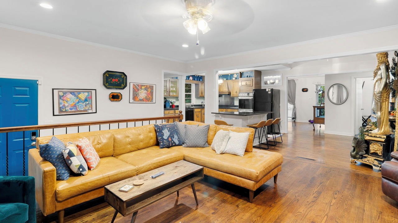 Photo of Livingroom in Terry Sanford