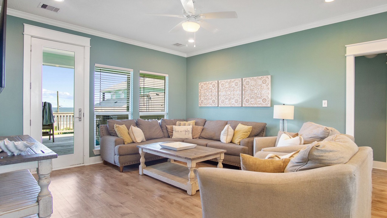 Photo of Bedroom in Crystal Beach