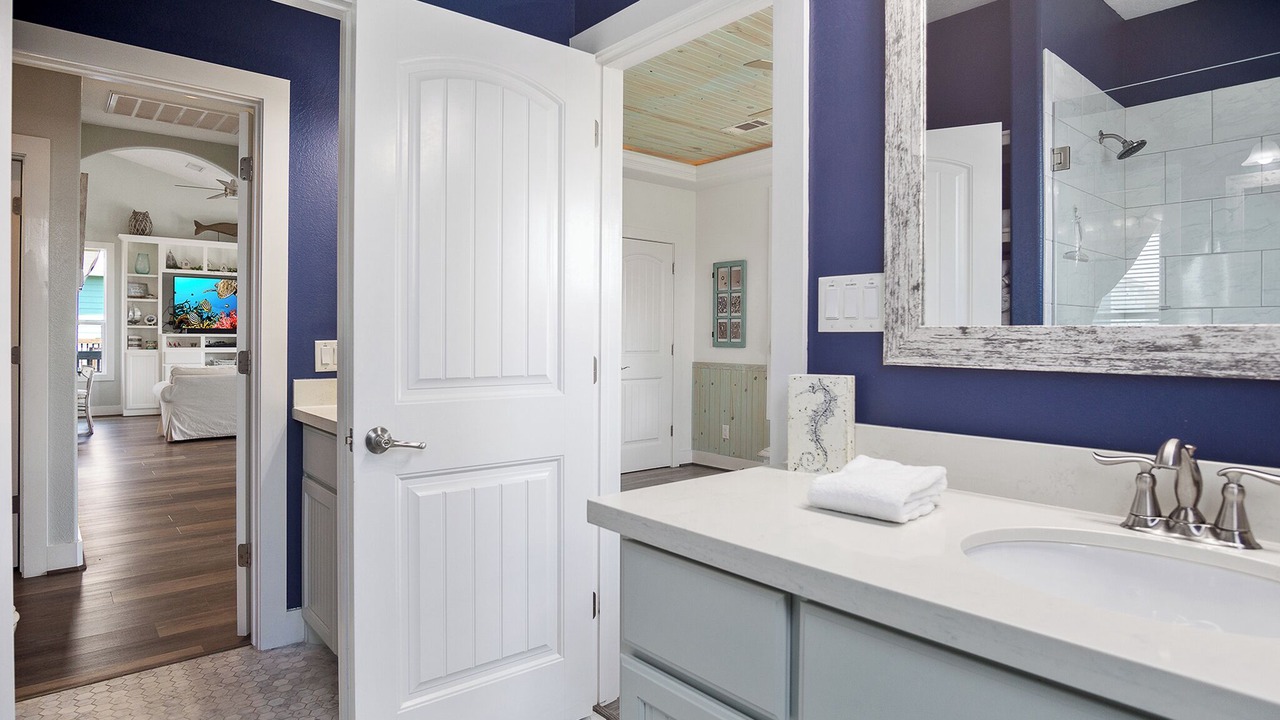 Photo of Bathroom in Crystal Beach