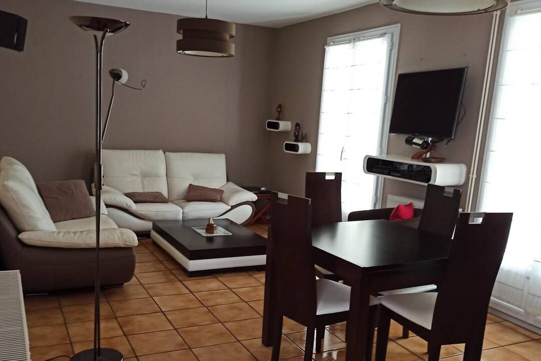 Photo of Others in Salles