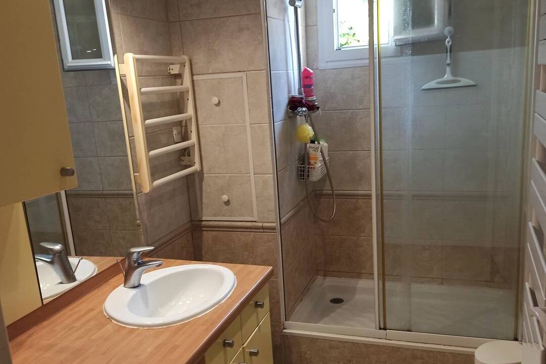 Photo of Bathroom in Salles