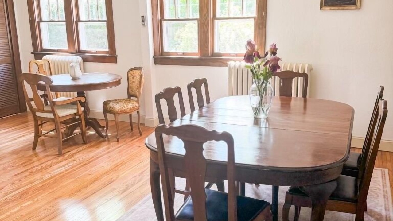Photo of Livingroom in Eureka