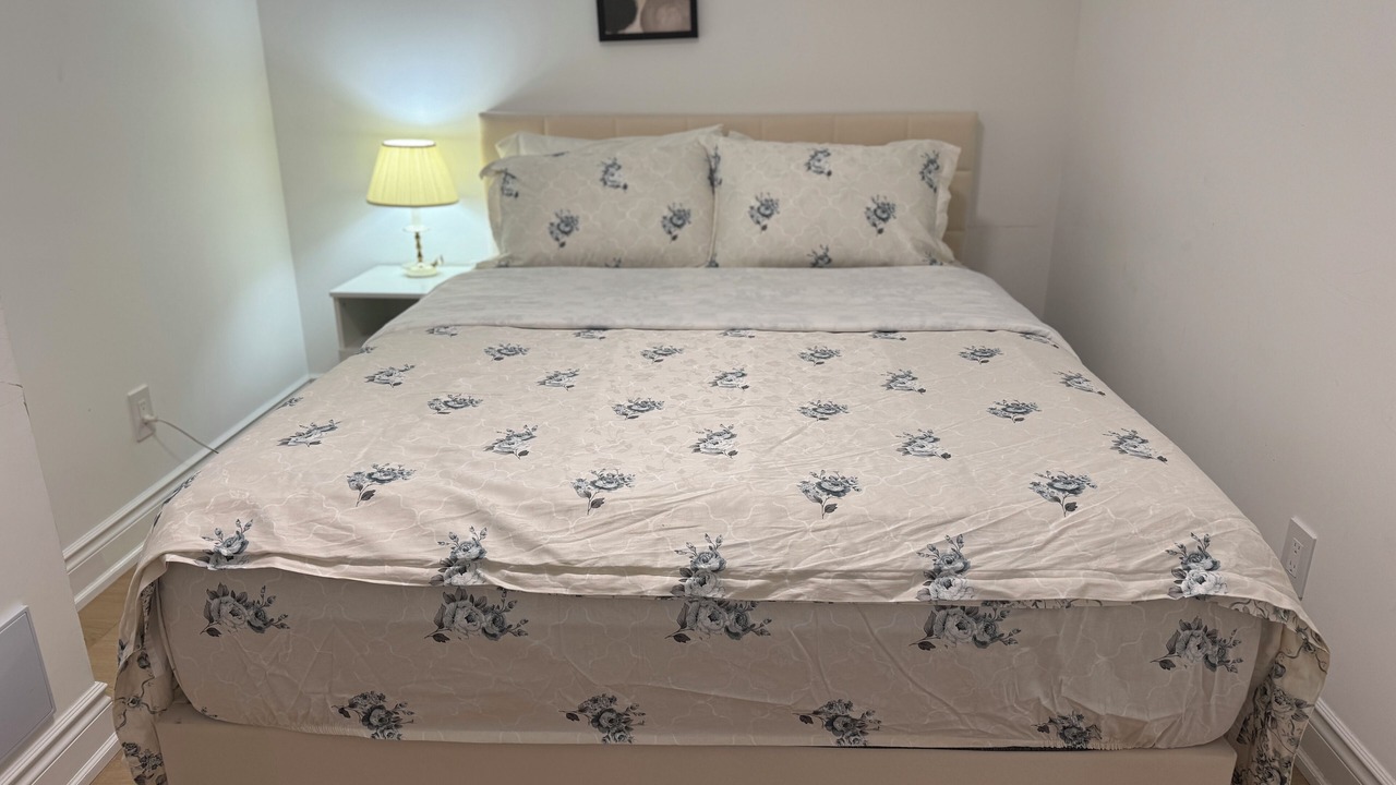 Photo of Bedroom in Richmond Hill
