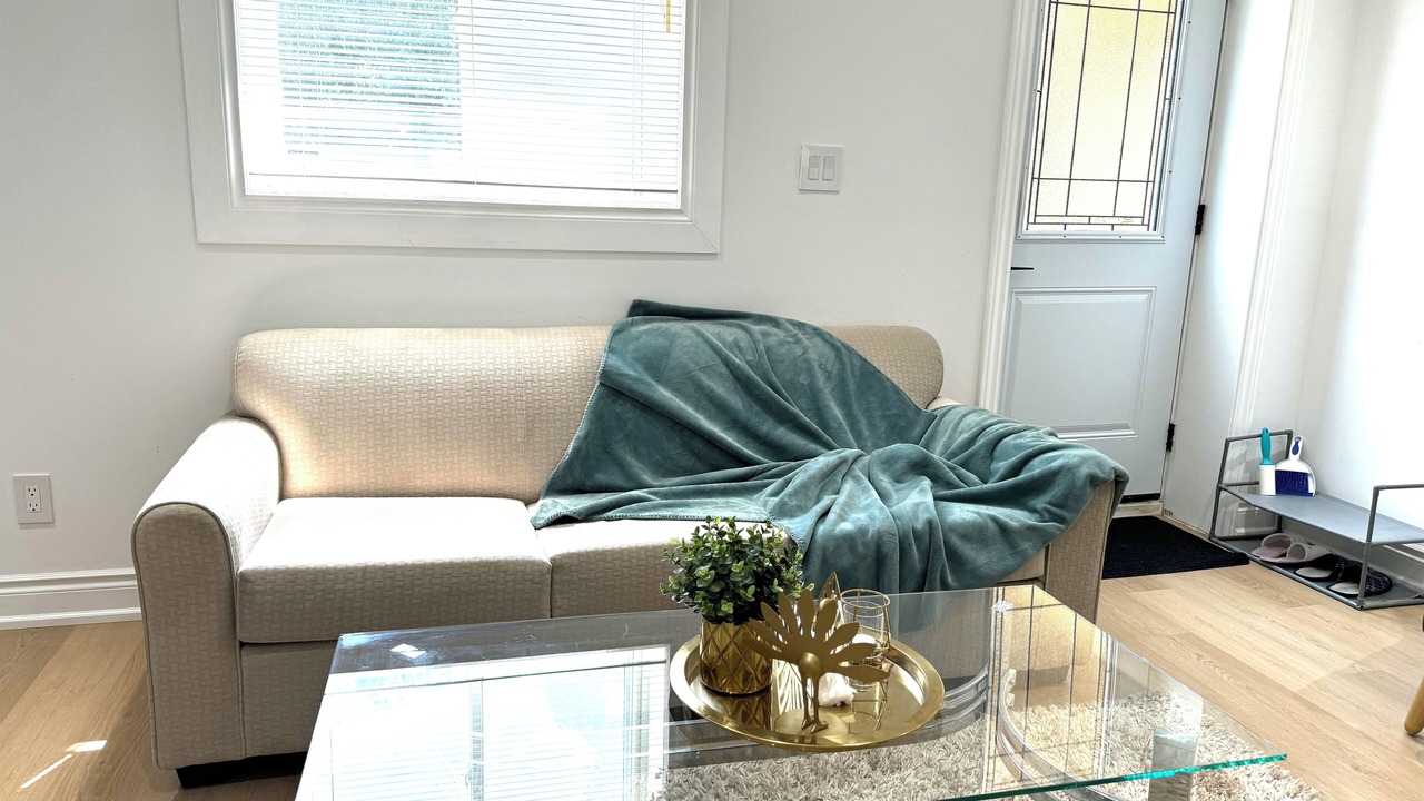Photo of Livingroom in Richmond Hill