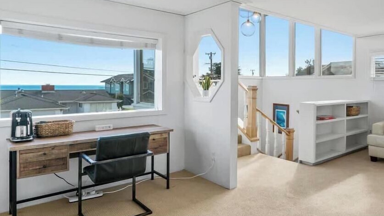 Photo of Livingroom in Opal Cliffs