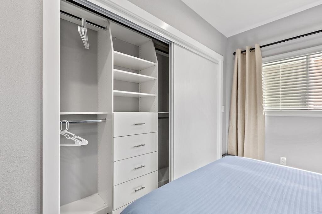 Photo of Bedroom in Mountain View