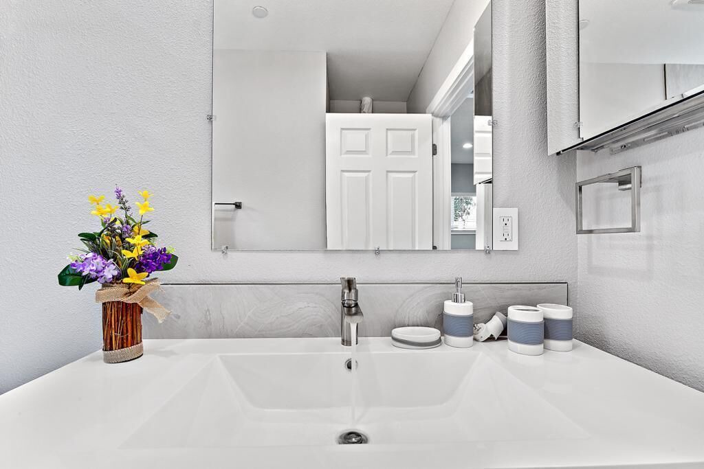 Photo of Bathroom in Mountain View