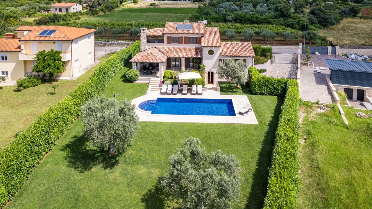 Photo of Outdoor in Galizana
