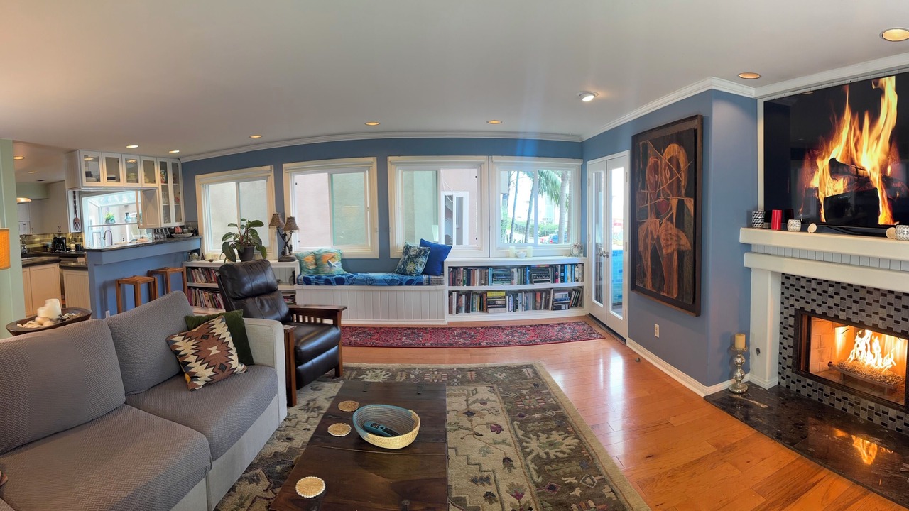 Photo of Livingroom in Marina Peninsula