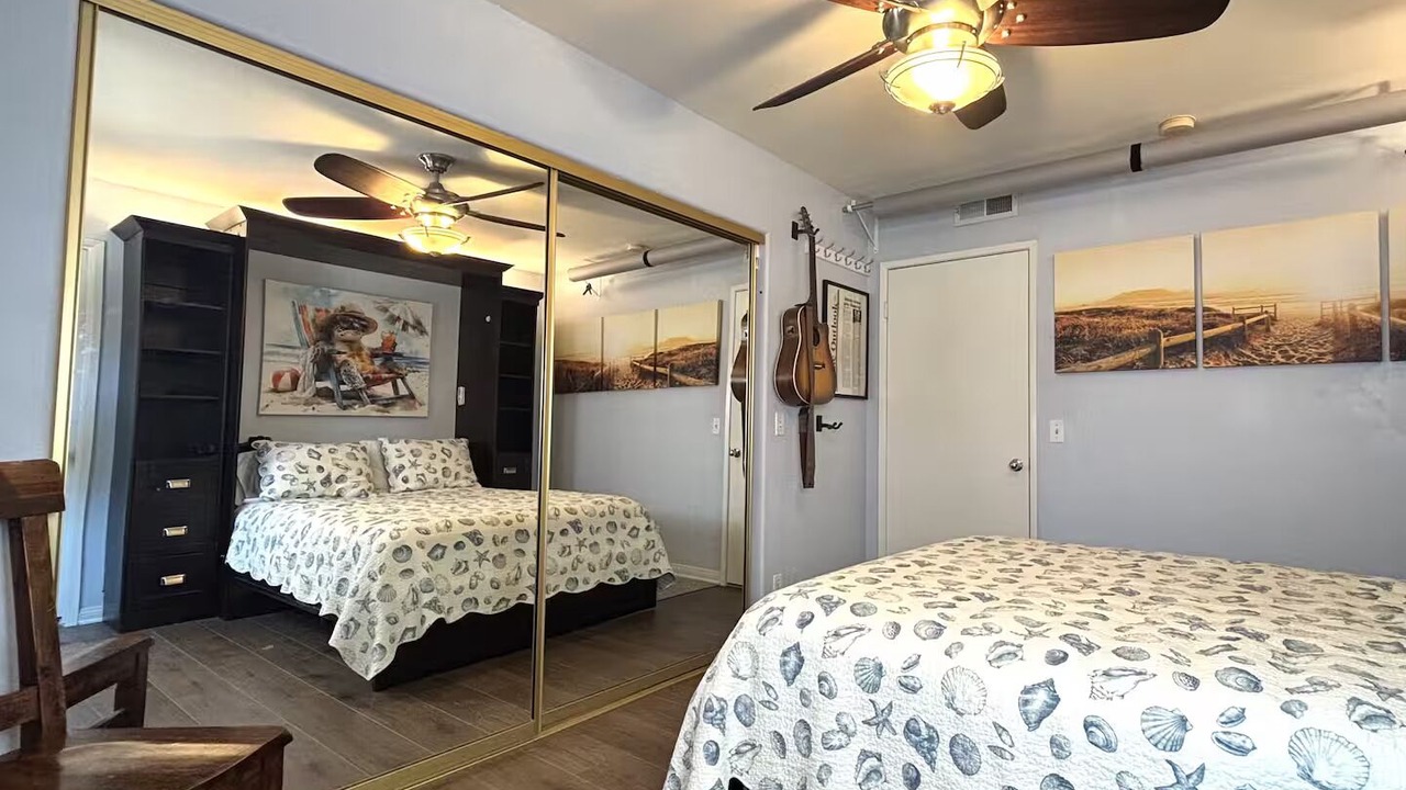 Photo of Bedroom in Marina Peninsula