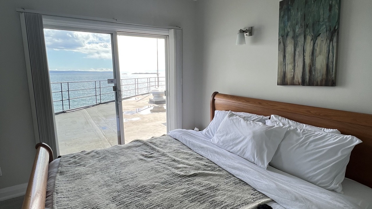 Photo of Bedroom in Shuniah