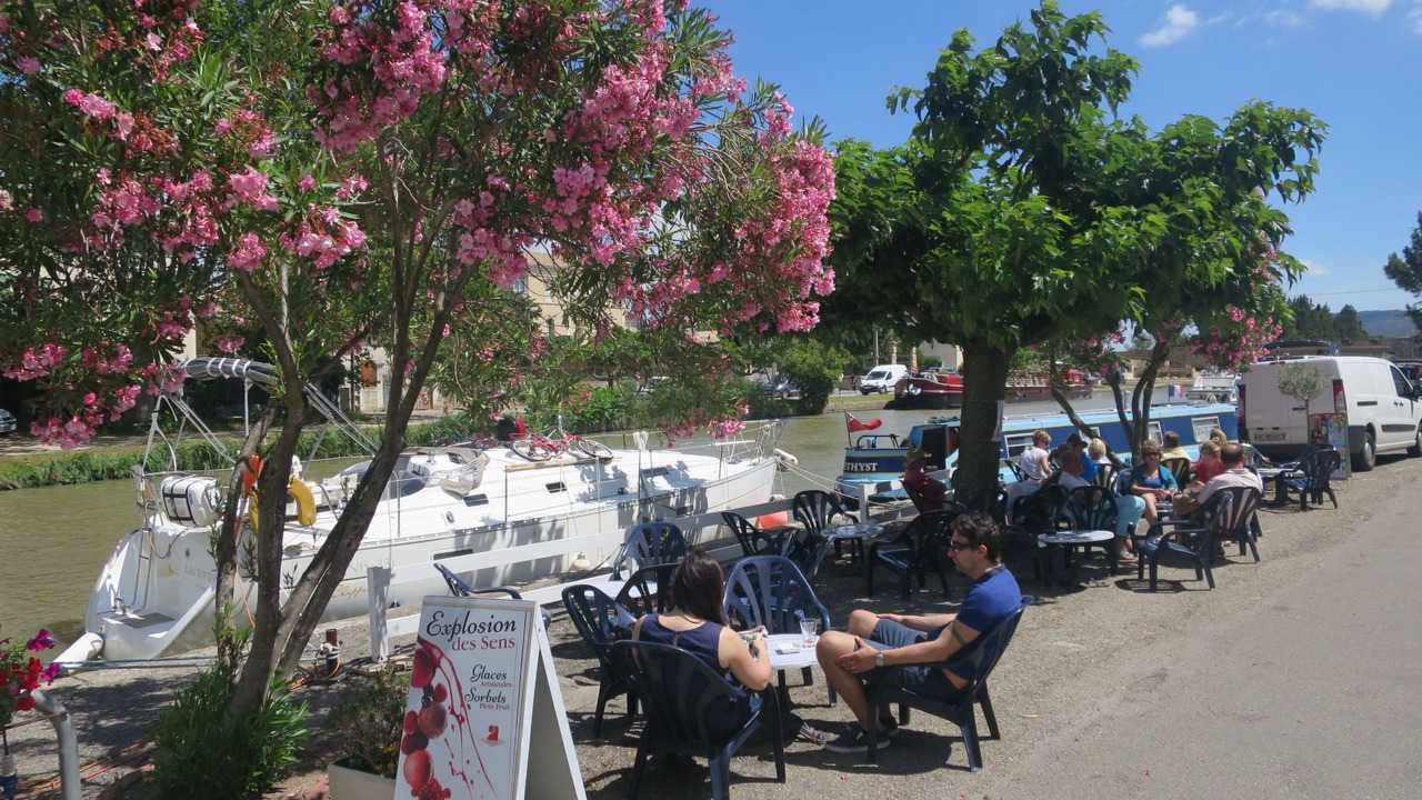 Photo of Others in Azille