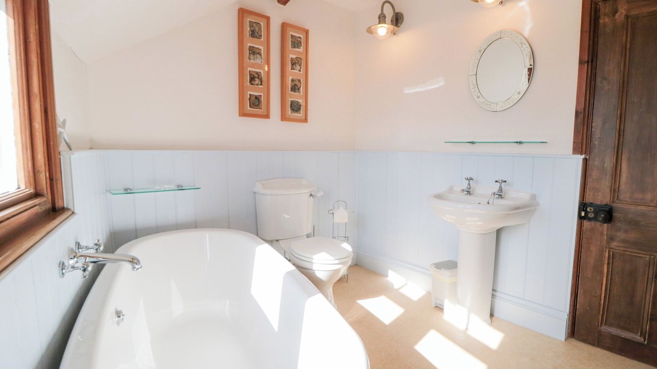 Photo of Bathroom in Fylingthorpe