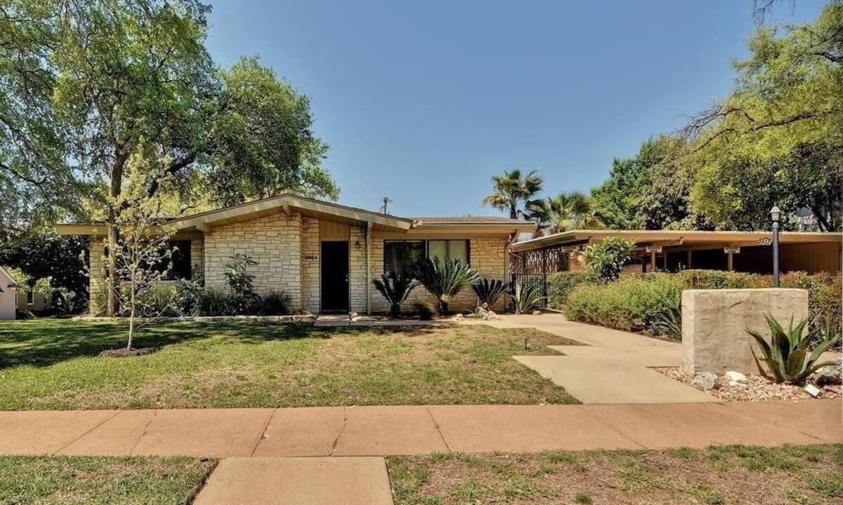 Photo of Outdoor in Pemberton Heights