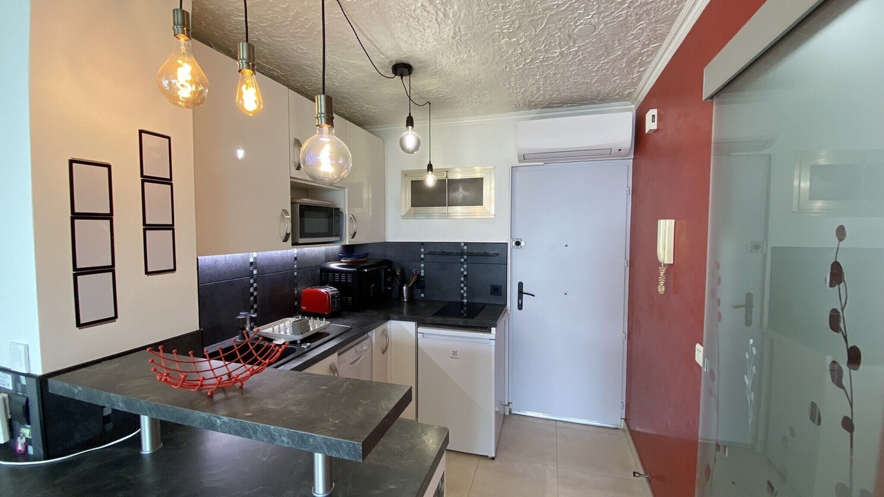 Photo of Kitchen in Saint-Laurent-du-Var