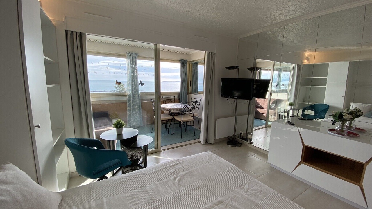 Photo of Bedroom in Saint-Laurent-du-Var