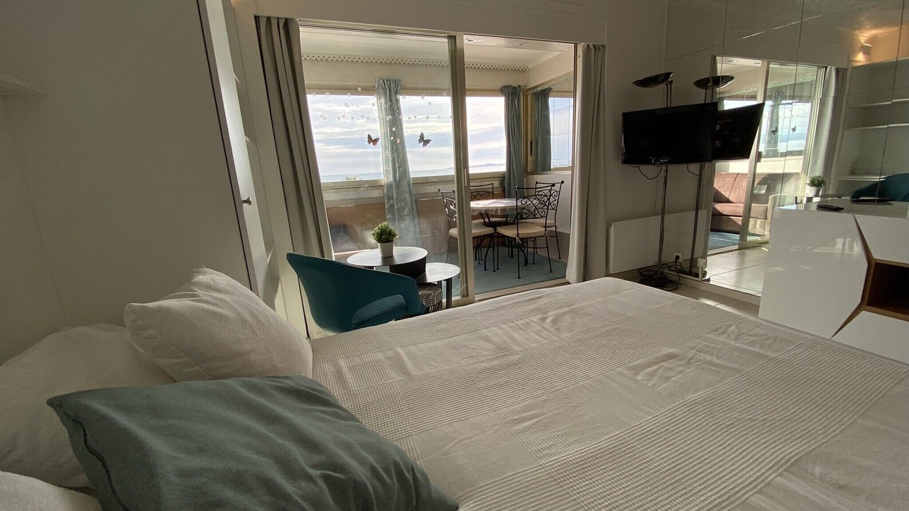 Photo of Bedroom in Saint-Laurent-du-Var