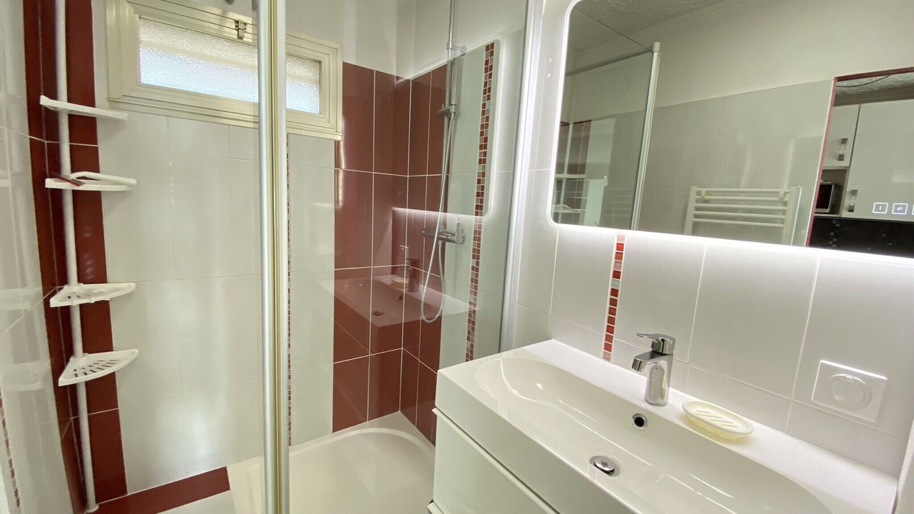 Photo of Bathroom in Saint-Laurent-du-Var