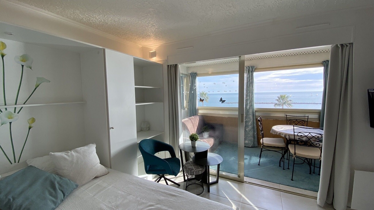 Photo of Bedroom in Saint-Laurent-du-Var