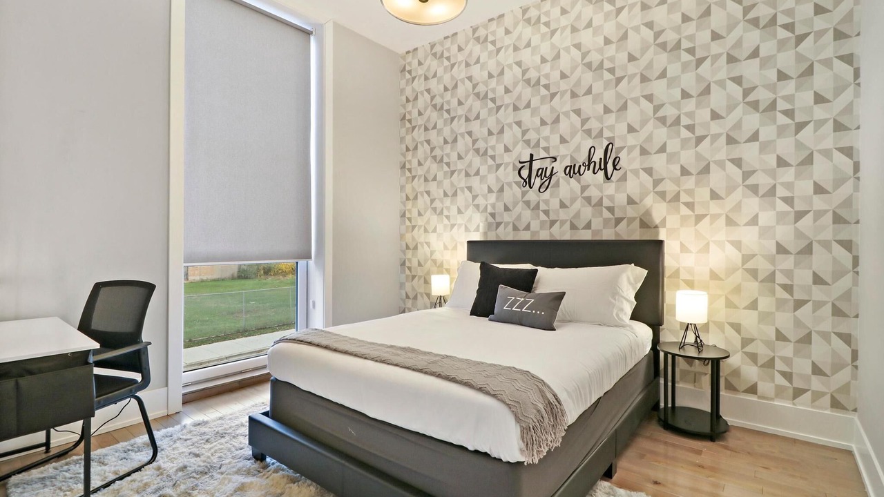 Photo of Bedroom in River North