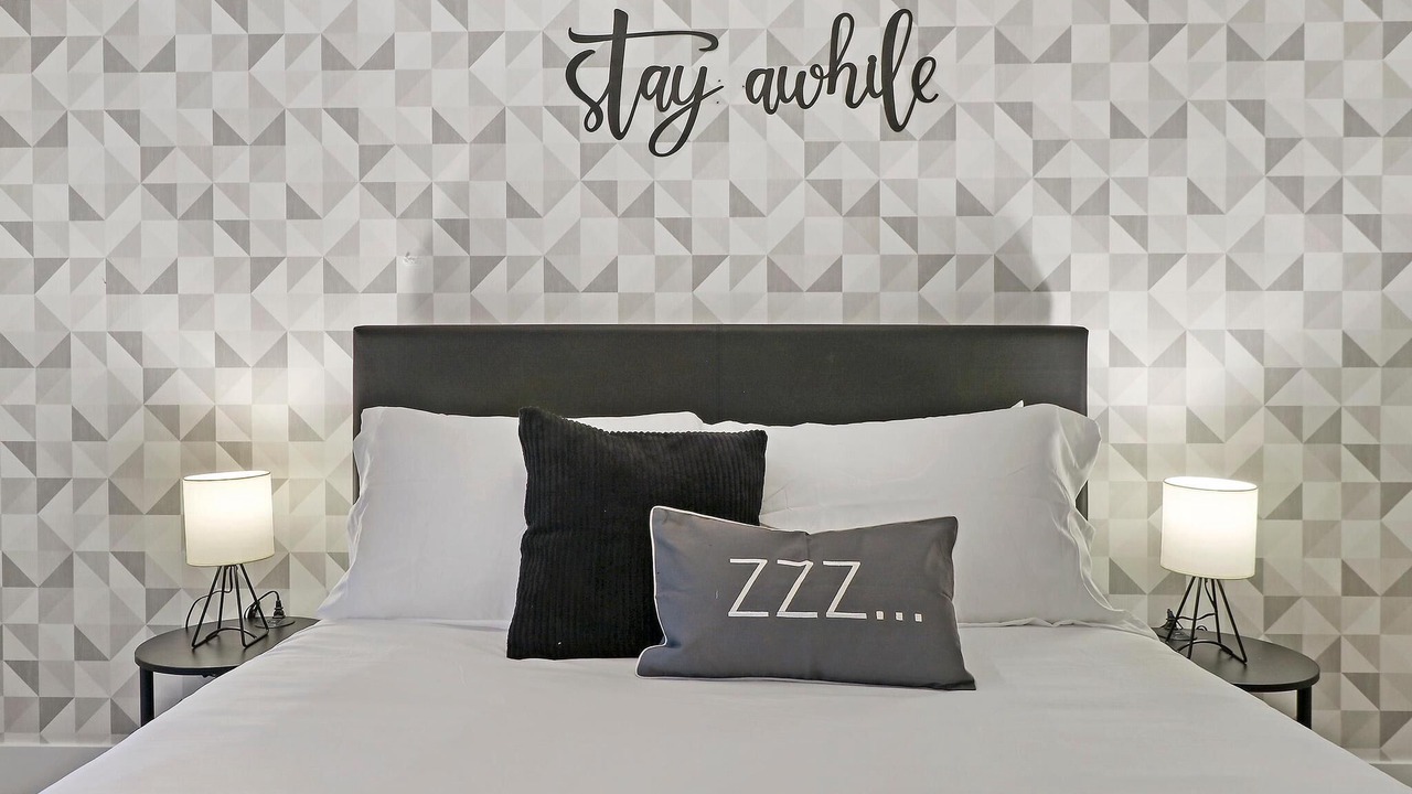 Photo of Bedroom in River North