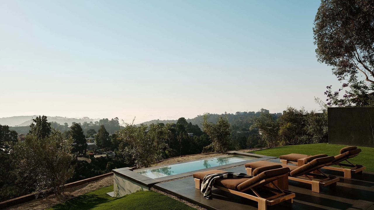Photo of Outdoor in Hollywood Hills