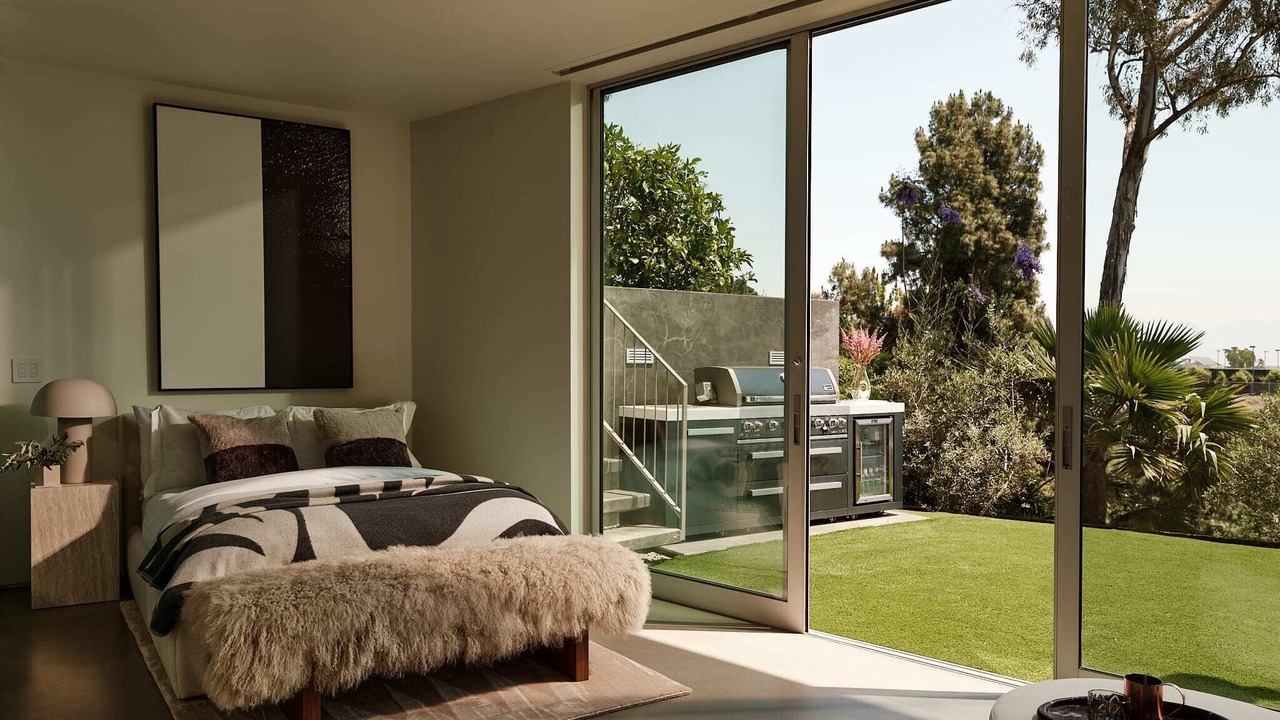 Photo of Outdoor in Hollywood Hills