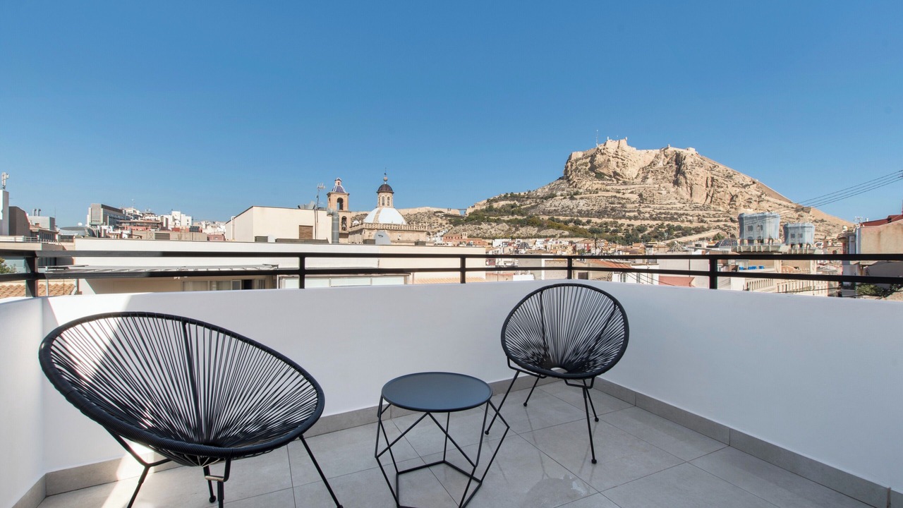 Photo of Patio Balcony in Alicante City Centre