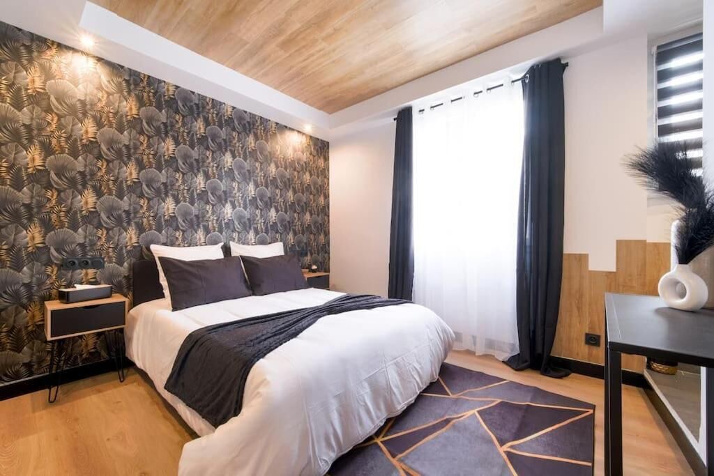 Photo of Bedroom in Athis-Mons