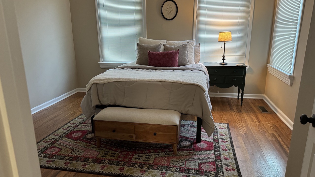 Photo of Bedroom in Midtown