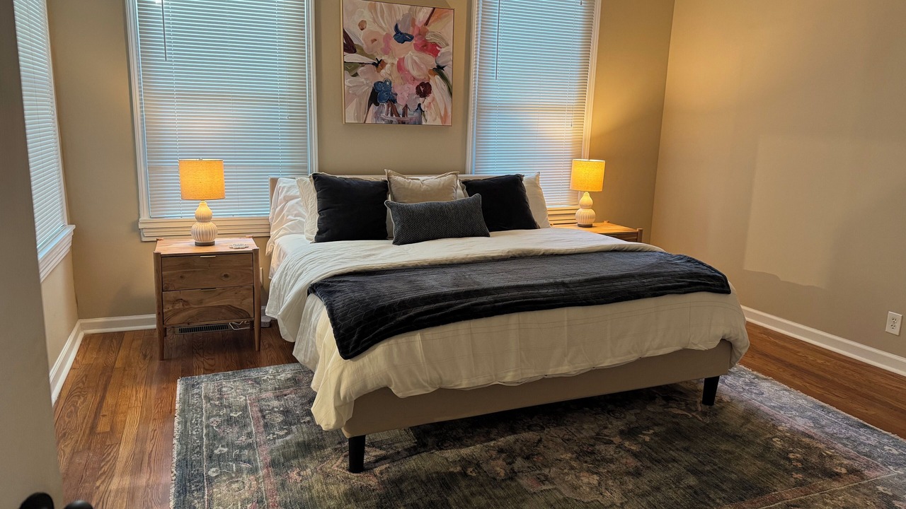 Photo of Bedroom in Midtown