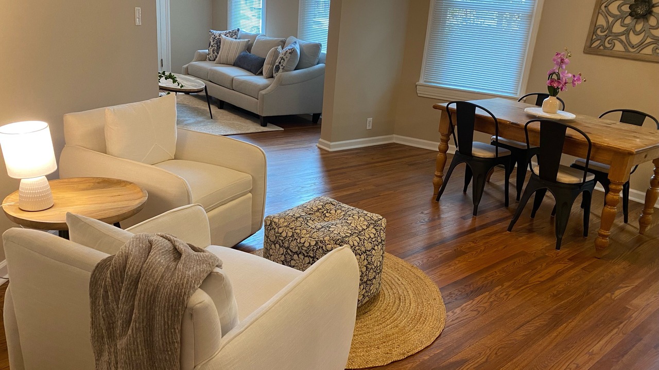 Photo of Livingroom in Midtown