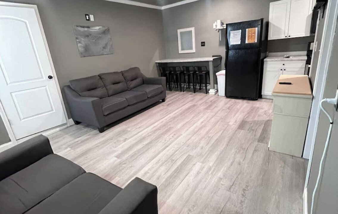 Photo of Livingroom in Alexandria