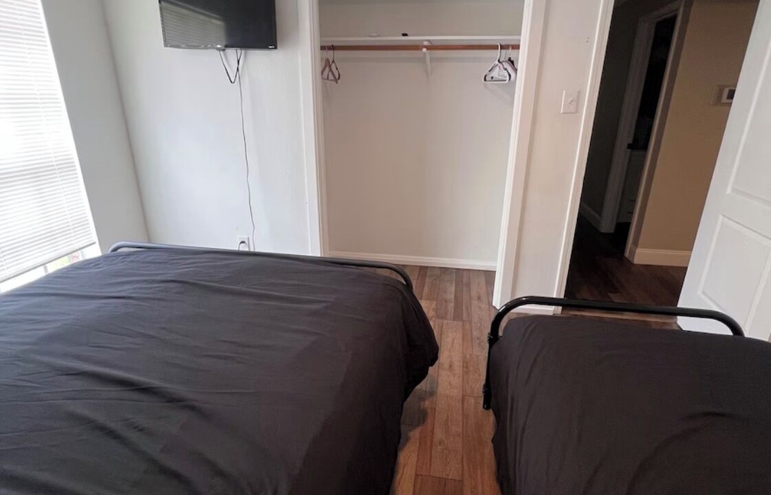 Photo of Bedroom in Alexandria