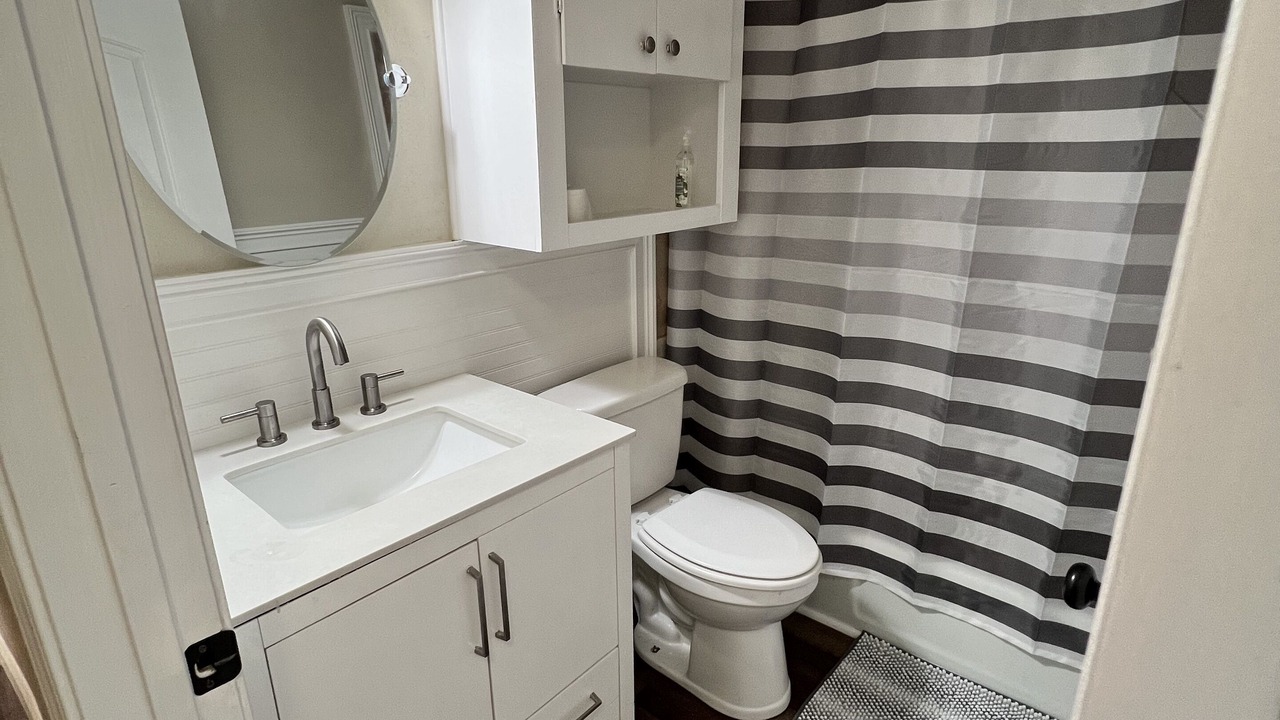 Photo of Bathroom in Alexandria