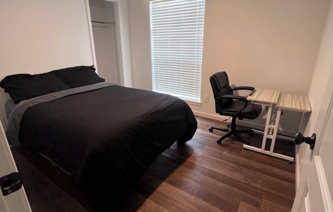 Photo of Bedroom in Alexandria