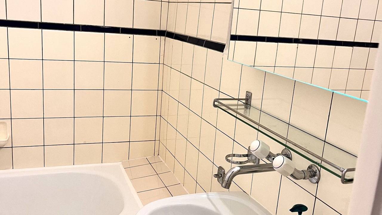 Photo of Bathroom in Jargonnant