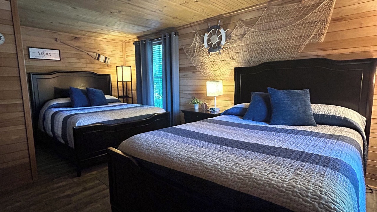 Photo of Bedroom in Grand Rivers