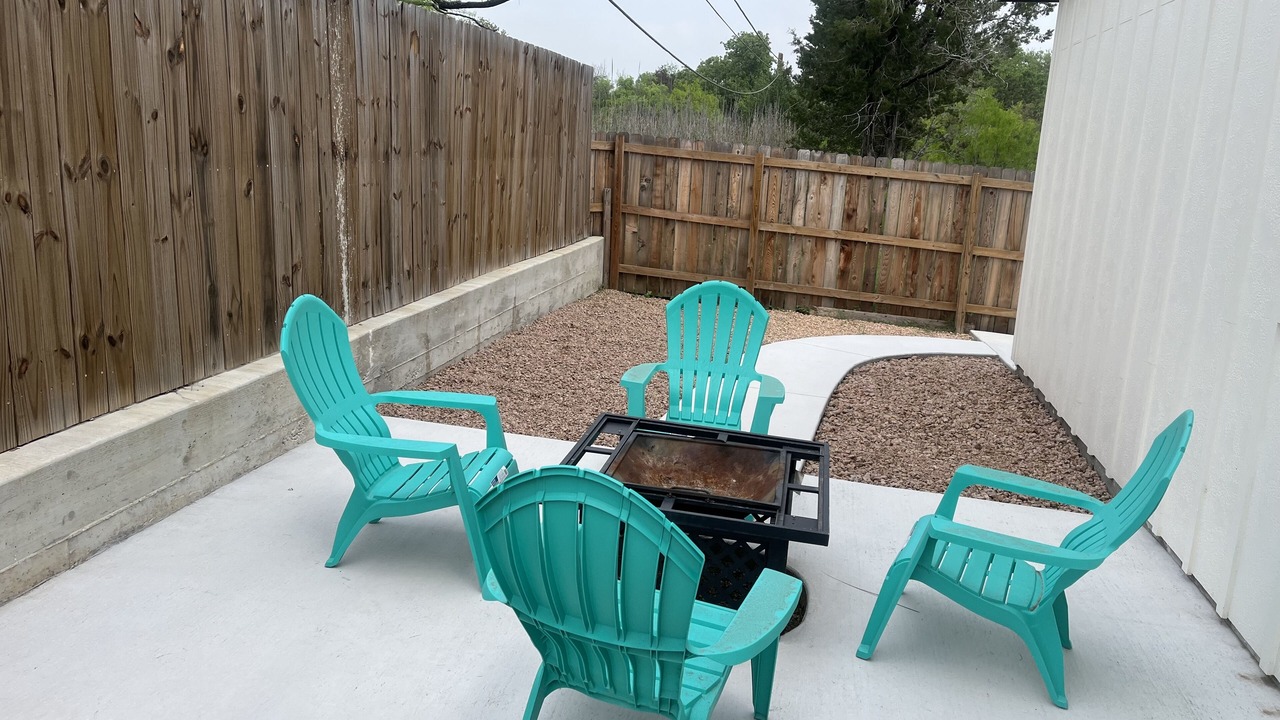Photo of Patio Balcony in Cottonwood Shores
