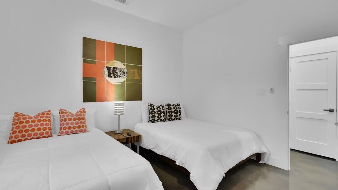 Photo of Bedroom in Cottonwood Shores