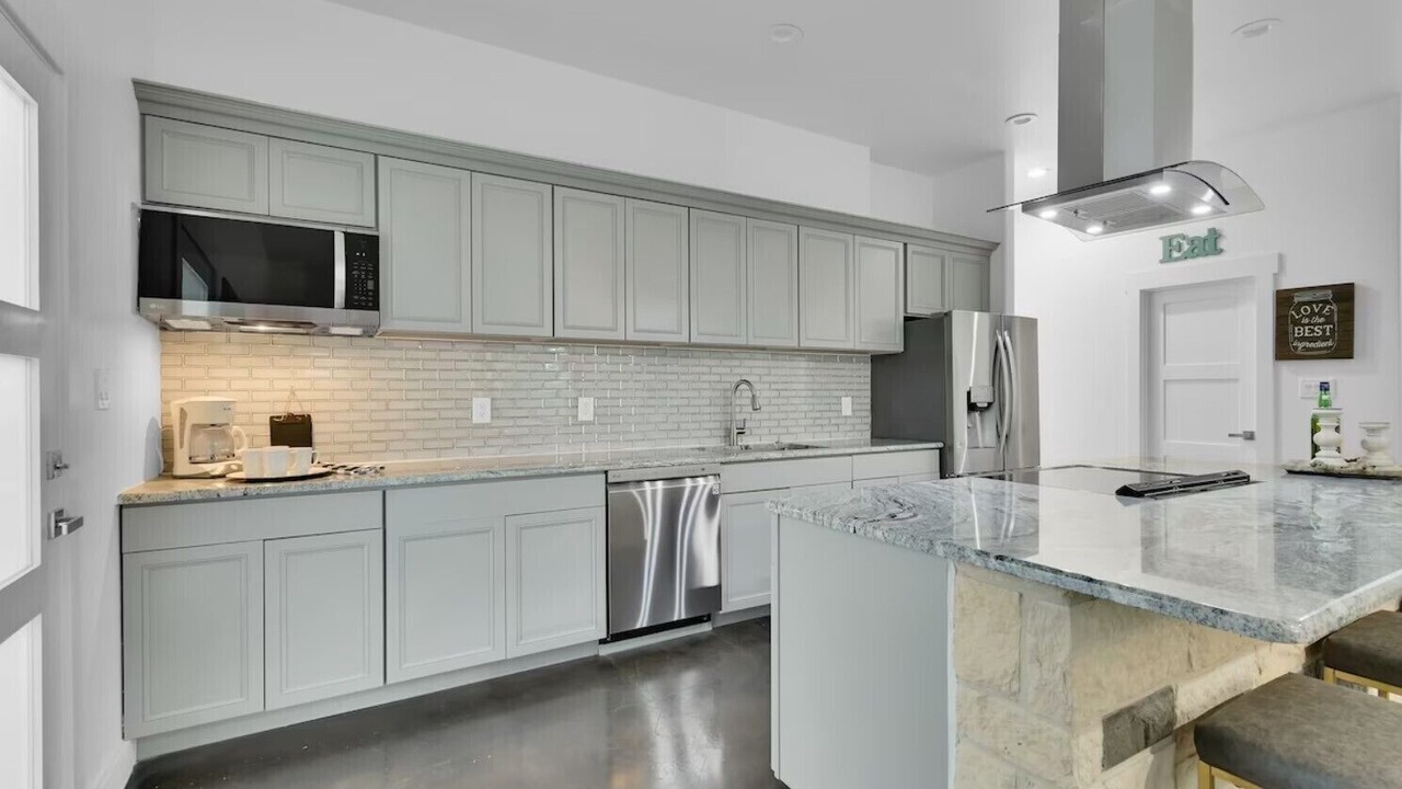 Photo of Kitchen in Cottonwood Shores
