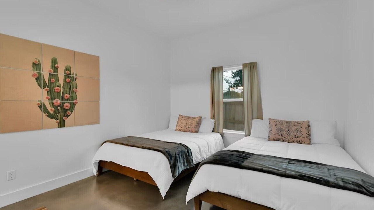 Photo of Bedroom in Cottonwood Shores
