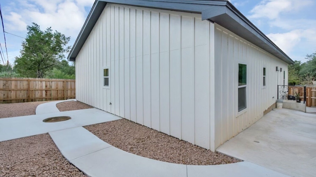 Photo of Outdoor in Cottonwood Shores