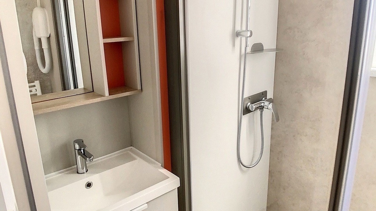 Photo of Bathroom in Jullouville