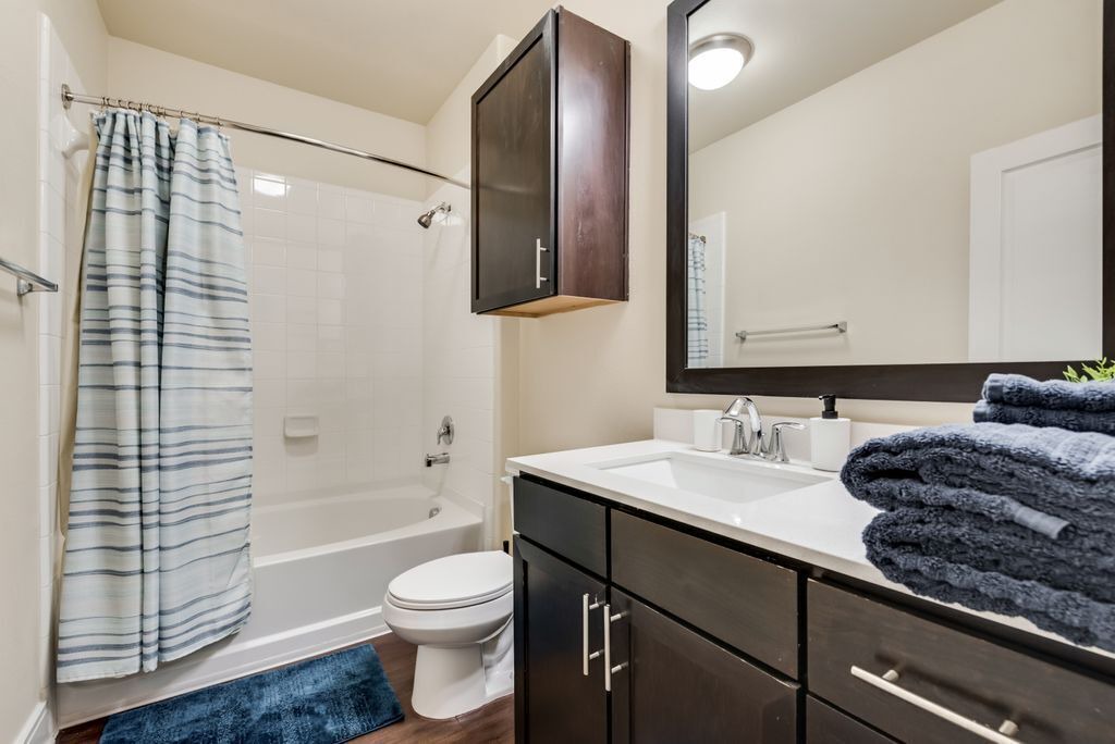Photo of Bathroom in Oak Cliff