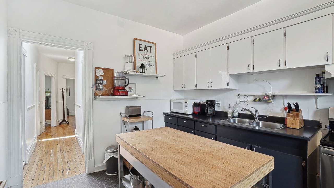 Photo of Kitchen in De Lorimier