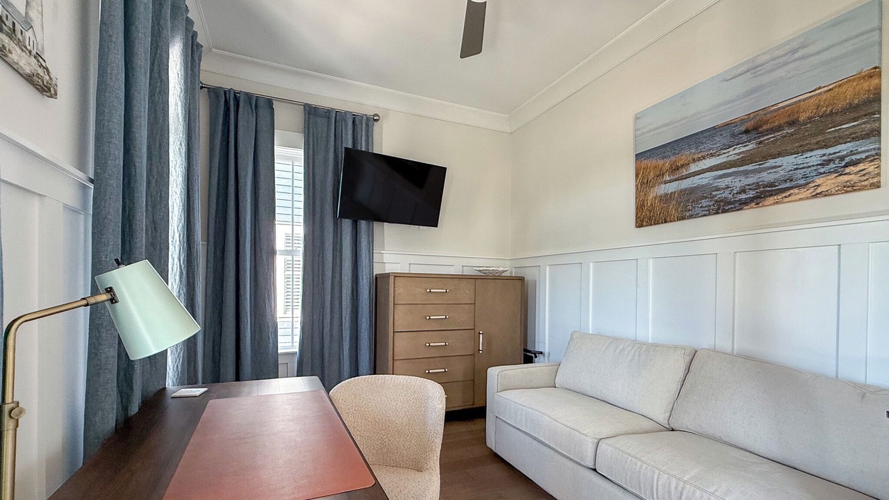 Photo of Livingroom in Cape Charles