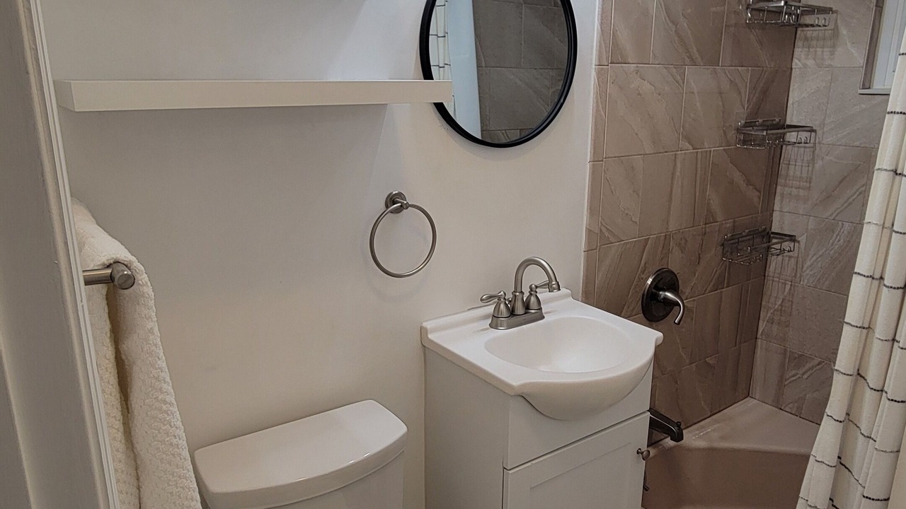 Photo of Bathroom in Ortley Beach