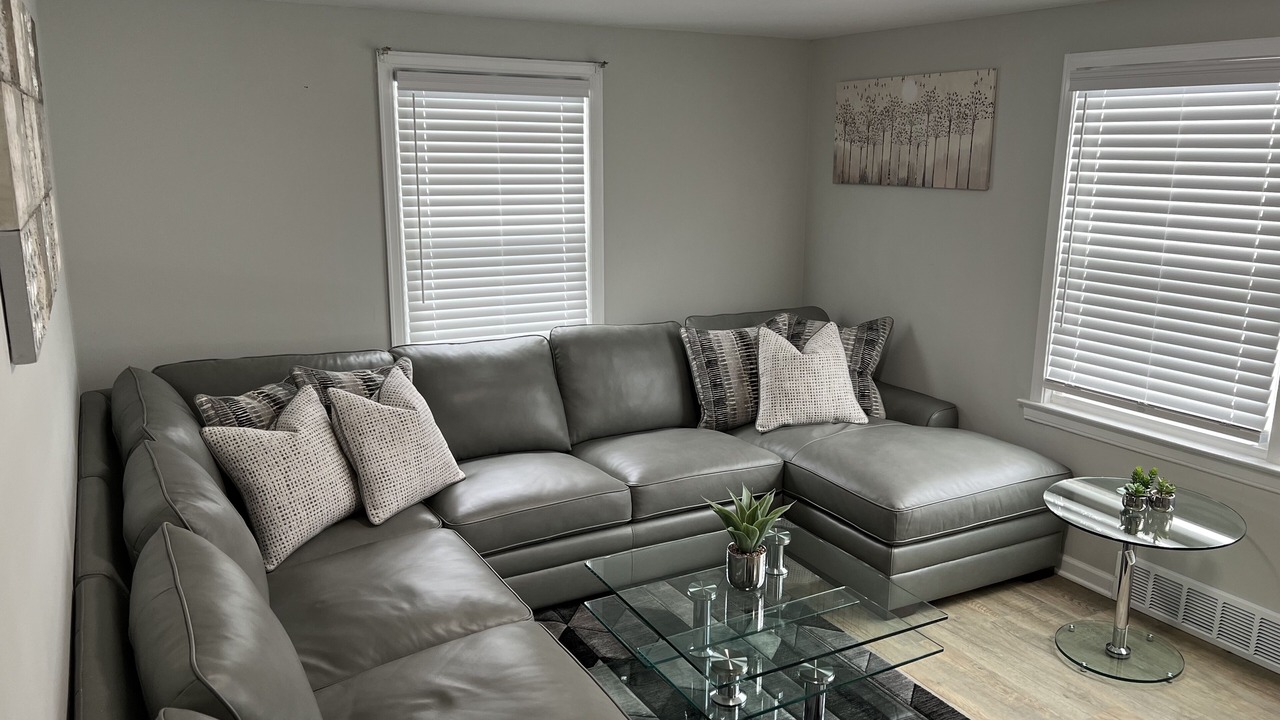Photo of Livingroom in Eastside