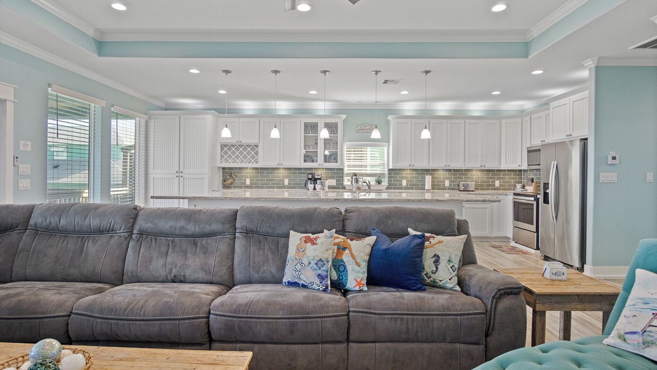 Photo of Bedroom in Crystal Beach